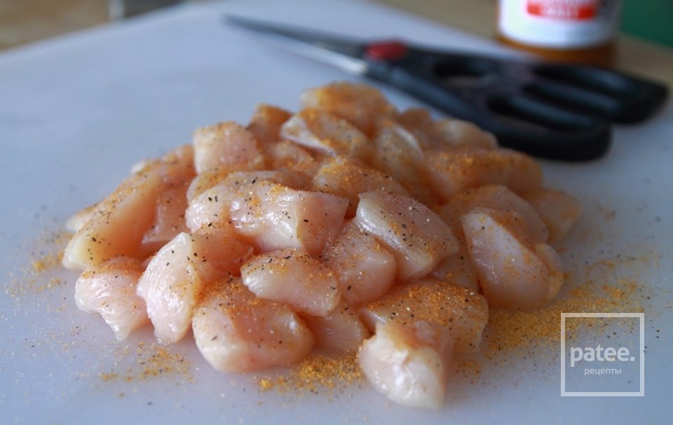 Острые кусочки курицы  с кешью - Шаг 2