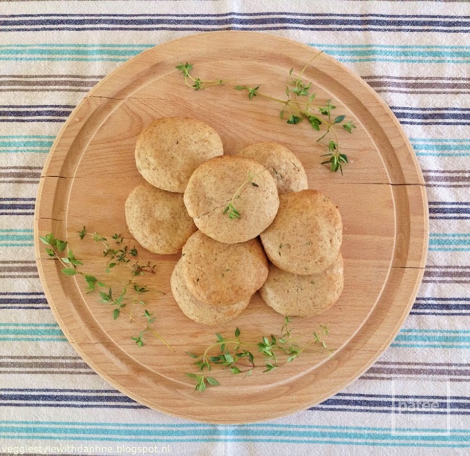 Картофельные булочки с тимьяном - Шаг 12