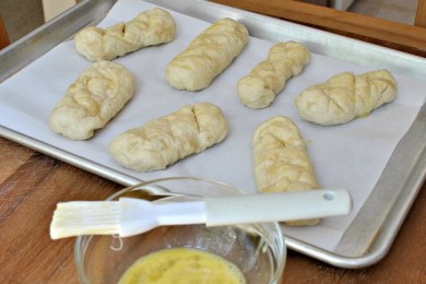 Домашние медово-горчичные кренделя - приготовление