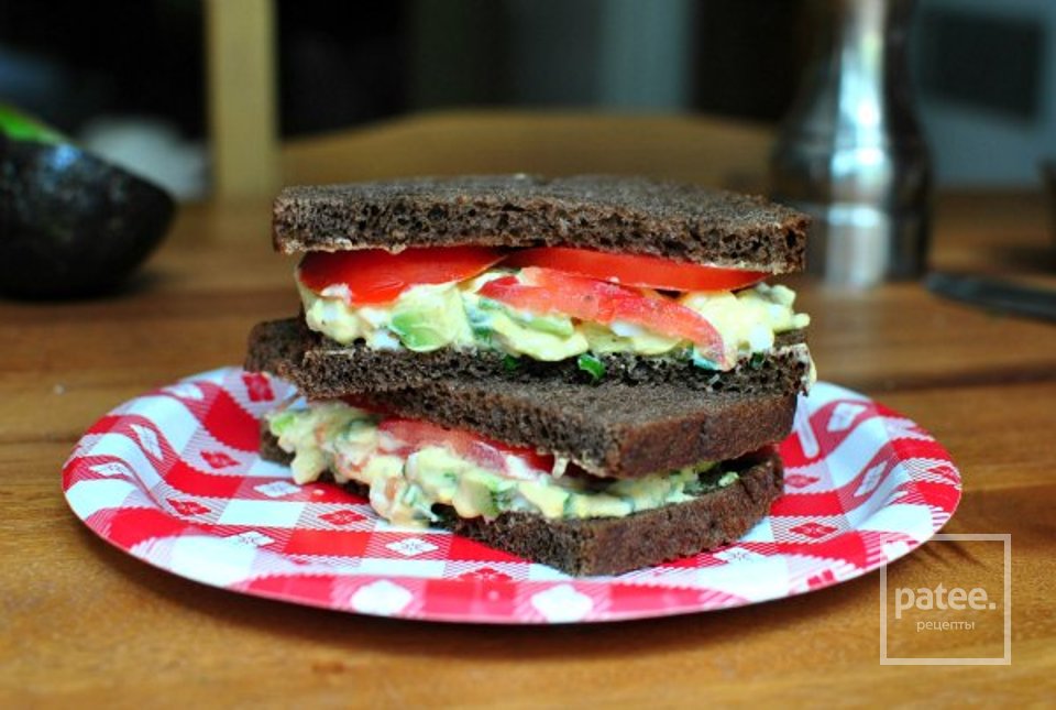 Кремообразный салат  с авокадо и яиц - Шаг 15