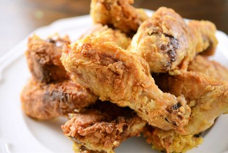 Жаренные  куриные ножки маринованные в карри