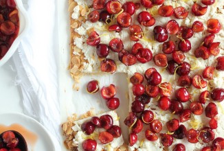 Тарт с вишней и рикоттой