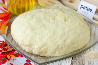 Рецепт Дрожжевое тесто для булочек и духовых пирожков