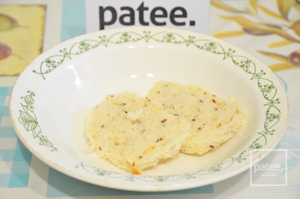 Котлеты из индейки в соусе из шампиньонов - Шаг 1