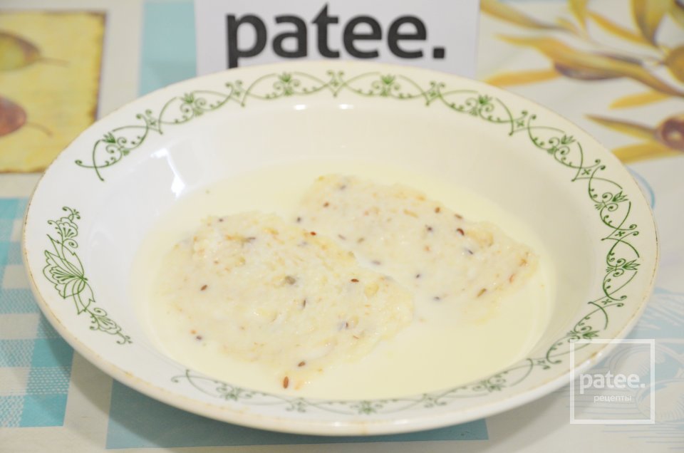 Котлеты из индейки в соусе из шампиньонов - Шаг 2