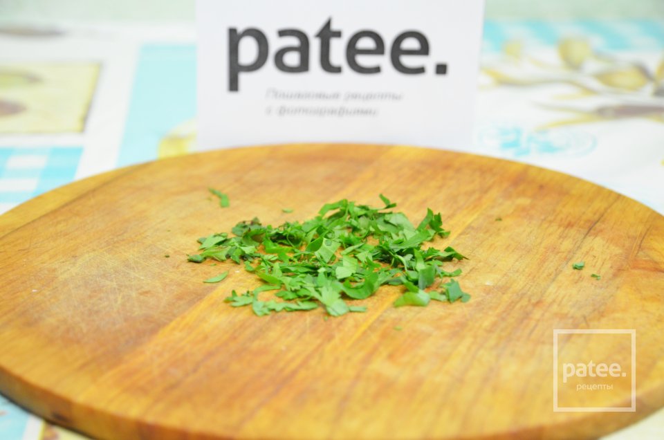 Котлеты из индейки в соусе из шампиньонов - Шаг 4