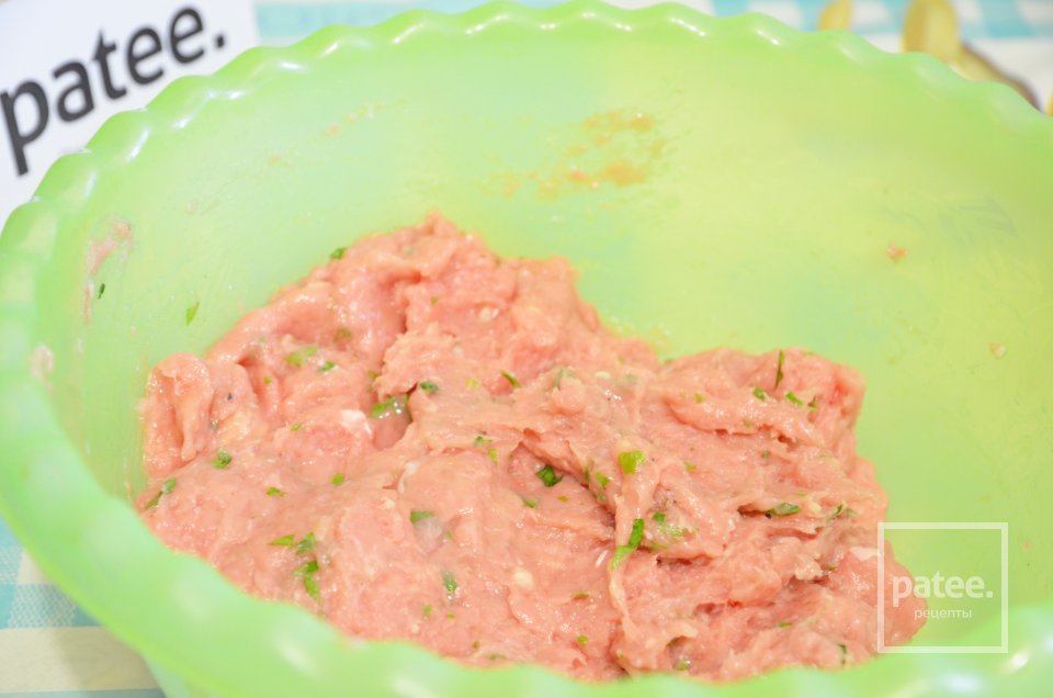 Котлеты из индейки в соусе из шампиньонов - Шаг 12