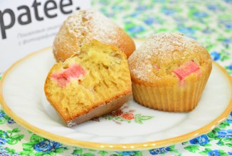 Кексы с ревенем