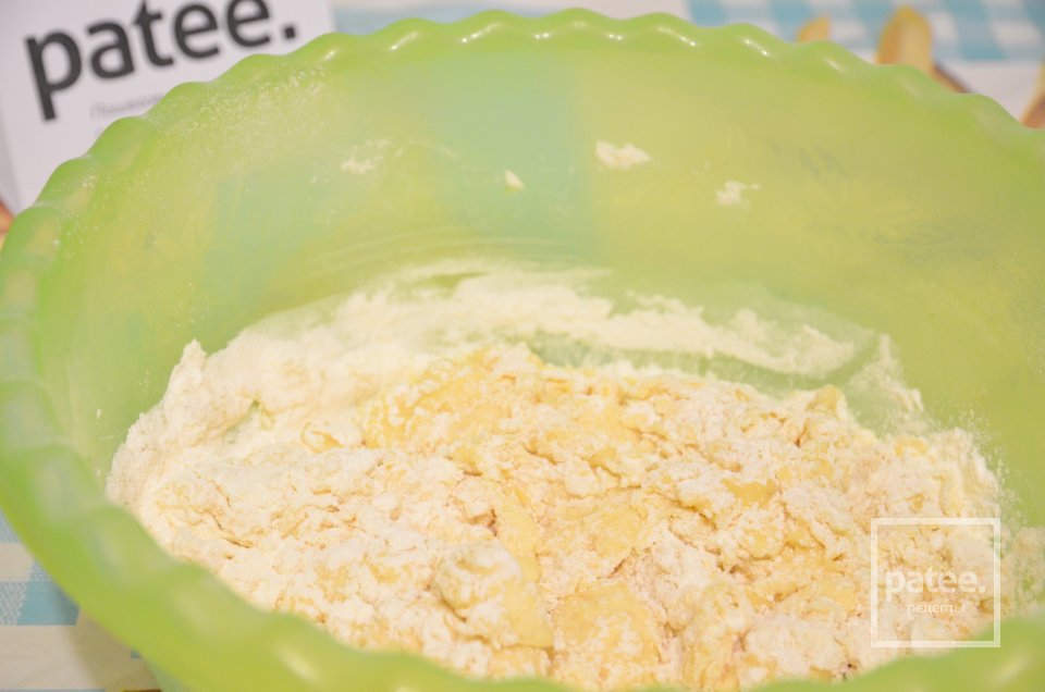 Чернично-сметанный пирог - Шаг 7