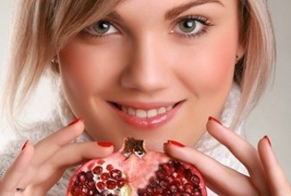 Гранат защищает от рака груди