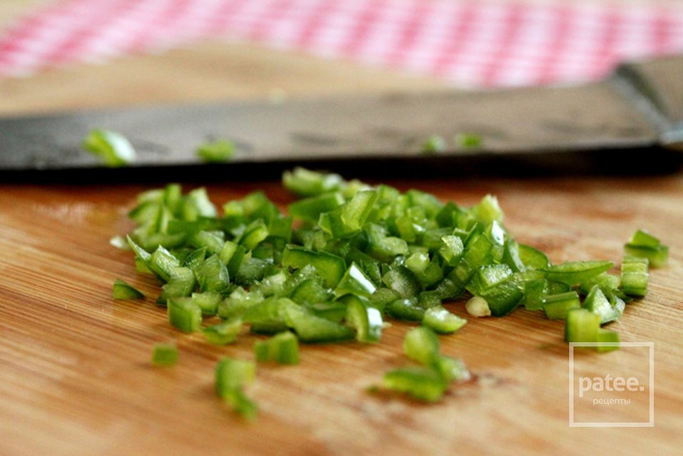 Грибы, фаршированные беконом и овощами - Шаг 8