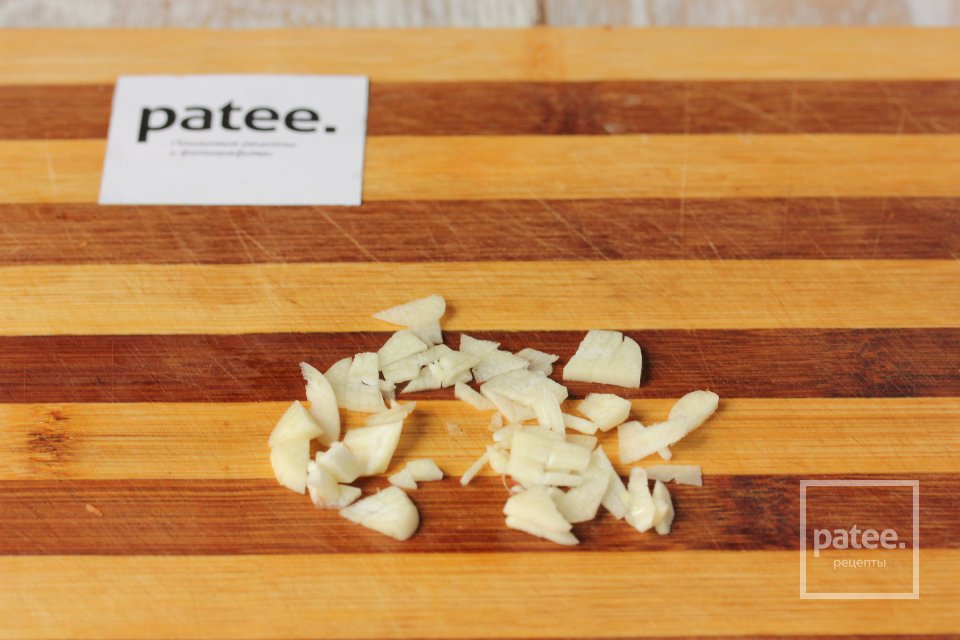 Баклажаны с куриным филе под томатно-сметанным соусом - Шаг 11