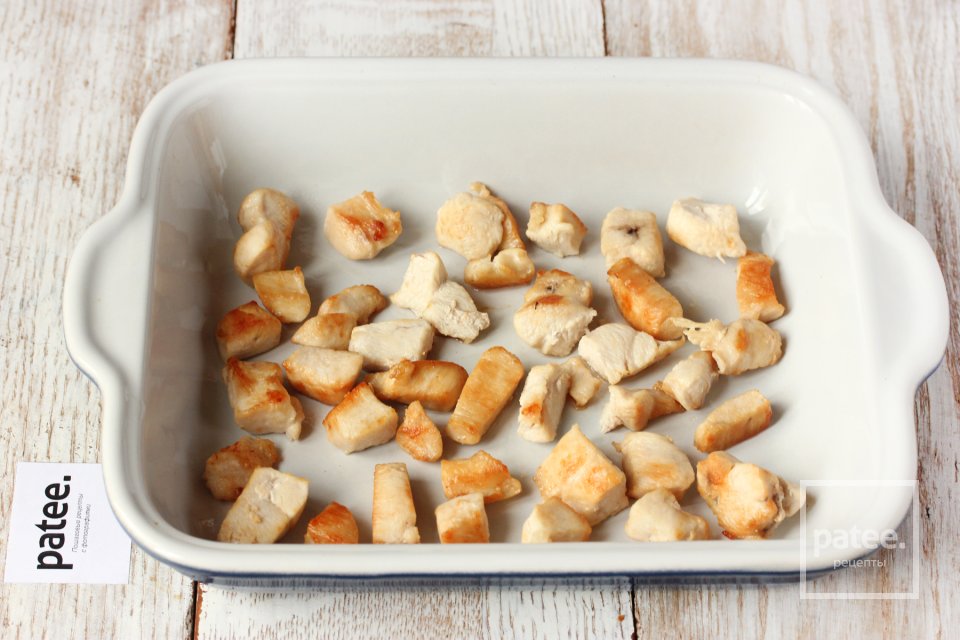 Баклажаны с куриным филе под томатно-сметанным соусом - Шаг 15