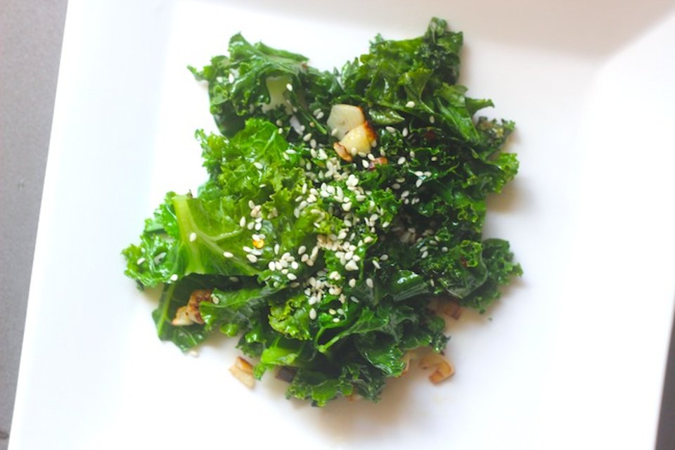 Капуста кале с кунжутом - Шаг 8