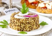 Маджадра (чечевица с булгуром)