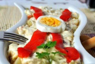 Салат Оливье с тунцом