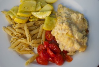 Куриные грудки с артишоками и пармезаном