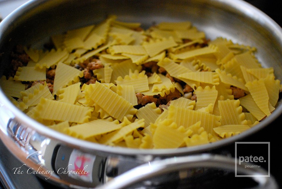 Лазанья с грибами и итальянской колбасой - Шаг 5