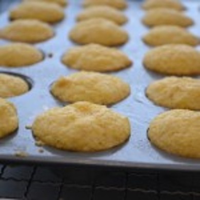 Мини-кексы с апельсином и кукурузой - Шаг 6