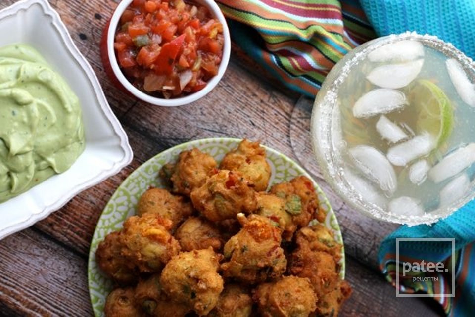 Фриттеры с авокадо и овощами - Шаг 12