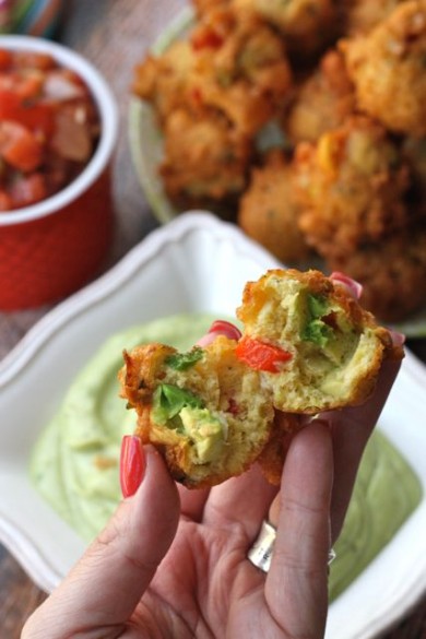 Фриттеры с авокадо и овощами - Шаг 13