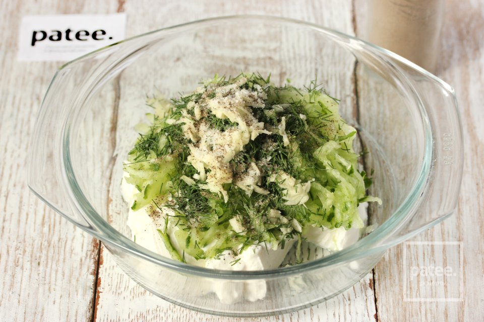 Греческий соус Дзадзики - Шаг 7