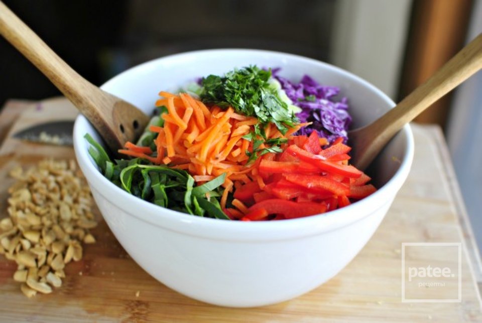 Капустный салат с морковью и шпинатом - Шаг 16