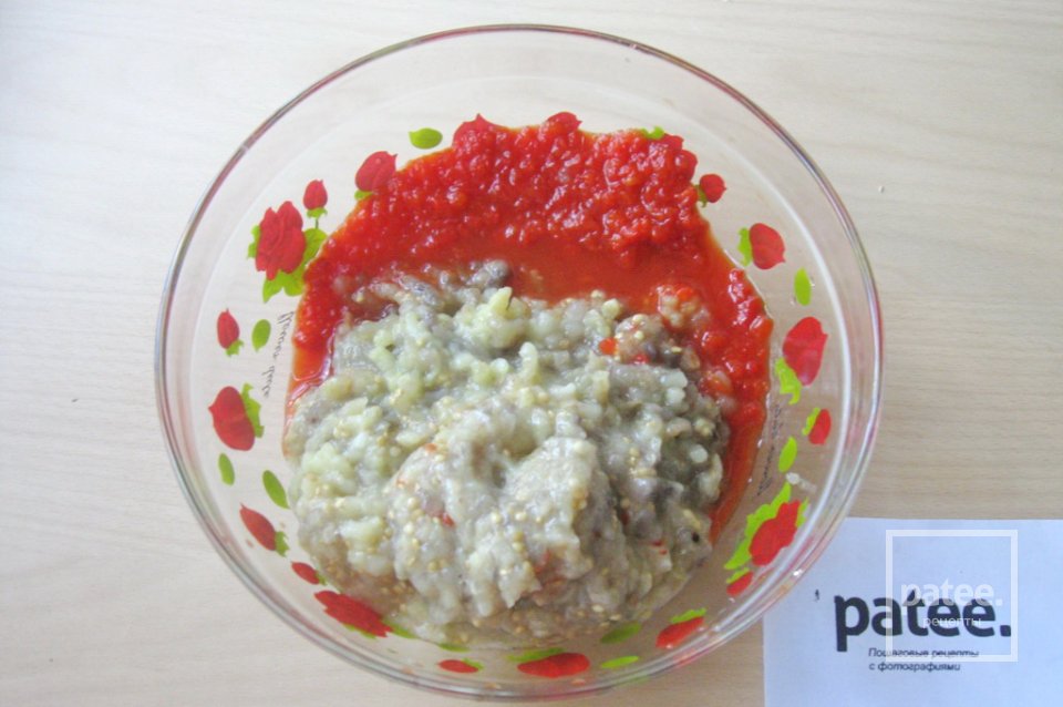 Острая икра из баклажанов с отварными яйцами - Шаг 8