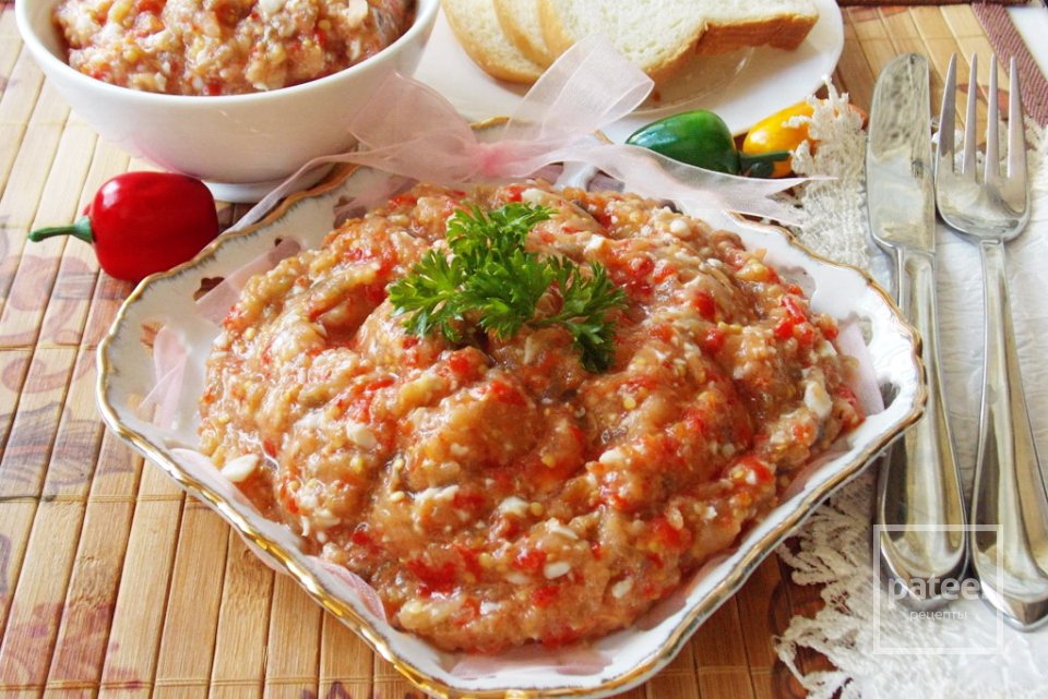 Острая икра из баклажанов с отварными яйцами - Шаг 14