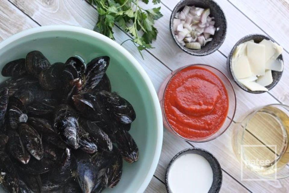 Мидии в соусе Фра-Дьяволо - Шаг 1