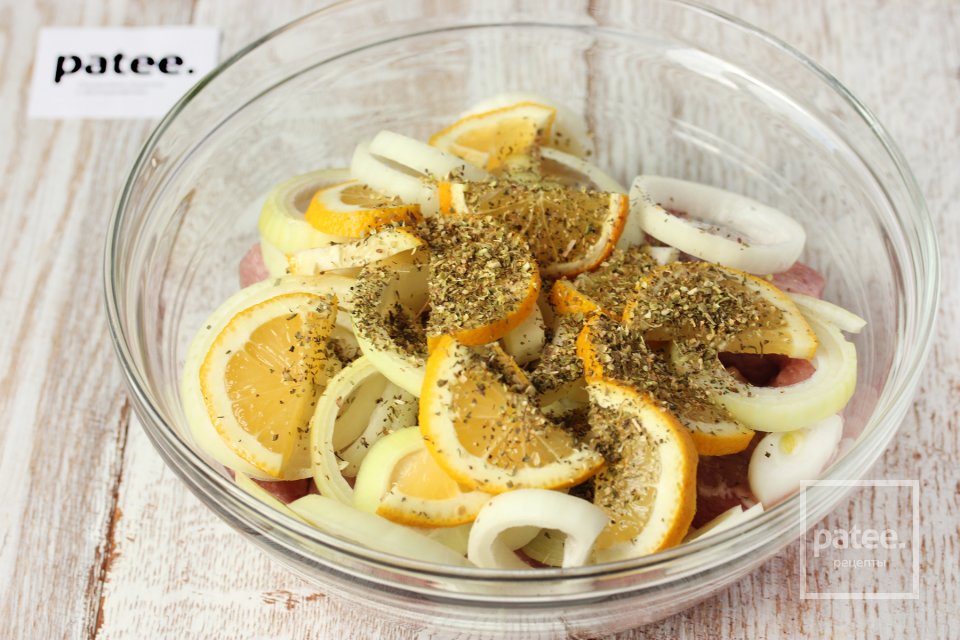 Шашлык из свинины на газированной воде с лимоном - Шаг 5