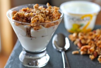 Гранола с кешью и миндалем