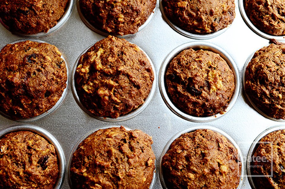 Банановые маффины с изюмом и орехами - Шаг 27