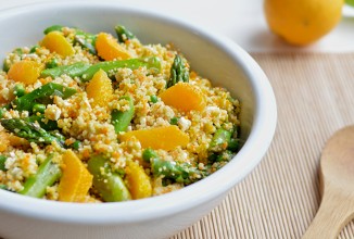 Салат из кускуса с овощами и апельсинами