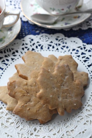 Кленовое печенье-сэндвичи с орехами - Шаг 8