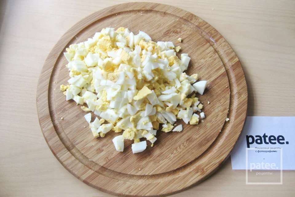 Салат из индейки с сыром и зеленым горошком - Шаг 11