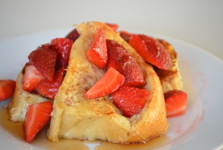 Французский тост с клубникой