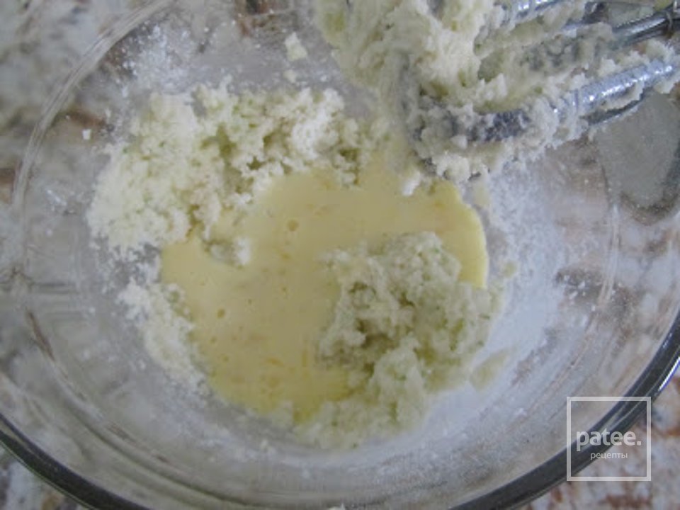 Ананасовый пирог с карамелью - Шаг 10