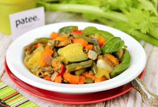 Мидии с овощами