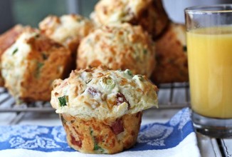 Маффины с сыром и ветчиной