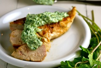 Жареная курица с мятным чатни