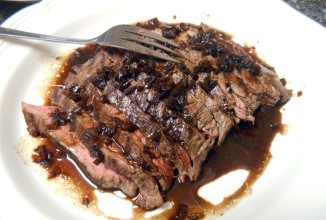 Стейк в бальзамической глазури