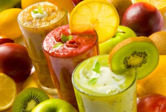 Так ли полезны фруктовые соки и смузи?