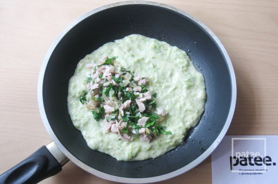 Кабачковые чебуреки с мясом - Шаг 12