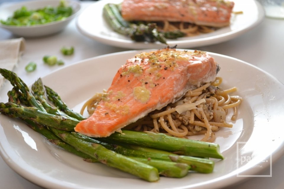 Лосось с чесноком - Шаг 7