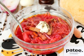 Борщ со свиным языком