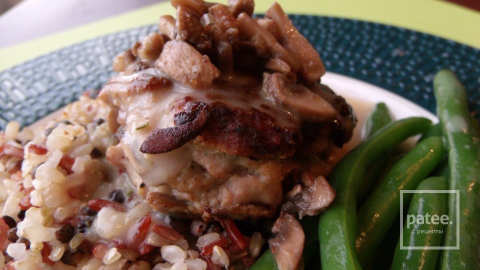 Котлеты из индейки с грибами - Шаг 9