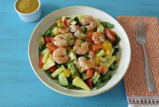 Тропический салат с креветками