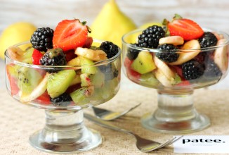 Фруктово-ягодный десерт