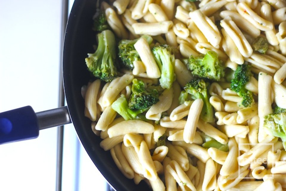 Паста с брокколи в лимонном соусе - Шаг 5